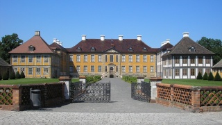 l_schloss_oranienbaum2 Radverleih Dübener Heide – Ferropolis, Schloss Oranienbaum